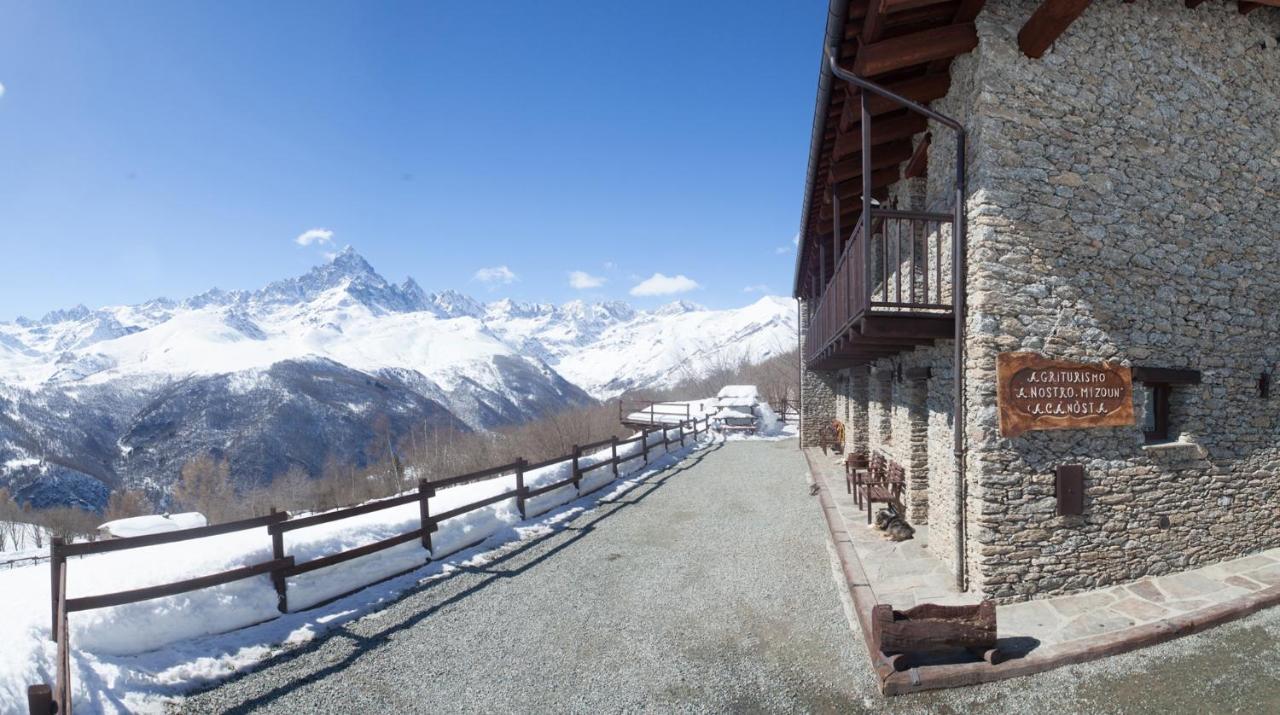 Agriturismo A Nostro Mizoun Ostana المظهر الخارجي الصورة